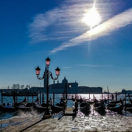 Dorsoduro Venice Apartment ภายนอก รูปภาพ